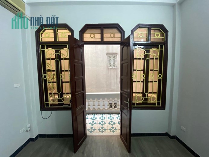 Cho thuê nhà, VP, KD, 50m2, 4T, 5N, đủ đồ. 20 tr, Cầu Giấy.