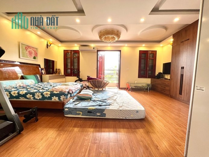 BÁN NHÀ ĐỘI CẤN, BA ĐÌNH, Ô TÔ, 125M2 3T MT8M, GIÁ 13.9 TỶ