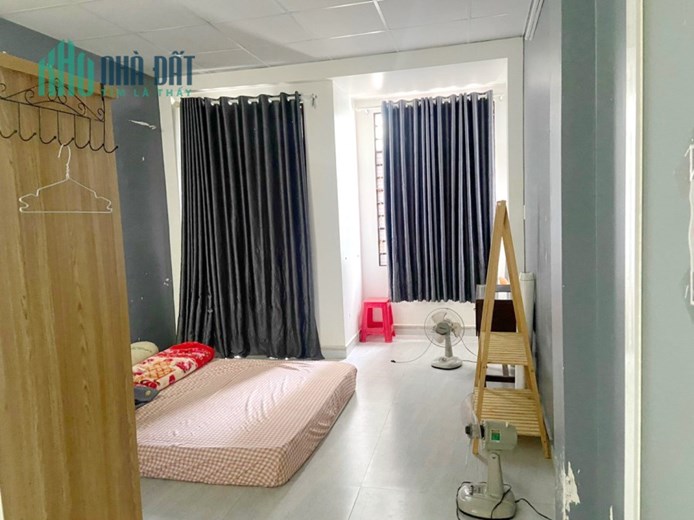 Nhà nở hậu 2 tầng Trần Nguyên Hãn P13 Q8 - Giá 3.65 Tỷ