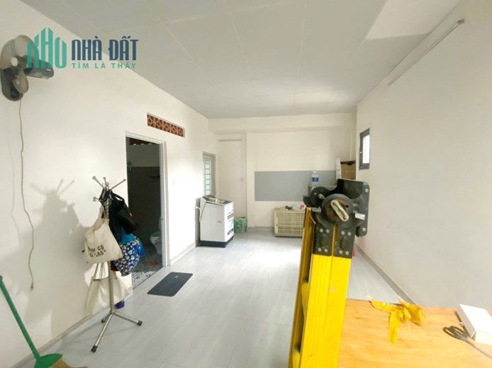 Nhà nở hậu 2 tầng Trần Nguyên Hãn P13 Q8 - Giá 3.65 Tỷ