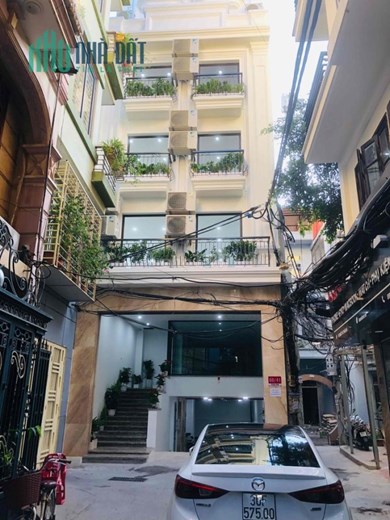 Chính chủ cho thuê sàn văn phòng toà nhà mới hoàn thiện 7 tầng tại Thái Hà, Đống Đa, Hà Nội.