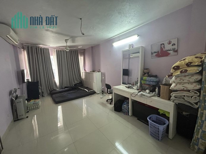 Độc quyền bán nhà Văn Quán, ô tô tránh, 5 tầng 40m2, MT4,5m, hơn 7 tỏi
