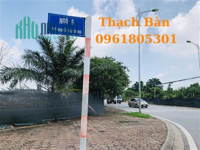 Lô góc Thạch BÀn ô tô vào nhà nhỉnh nhẹ 6 tỷ 60m2 Long Biên Hà Nội