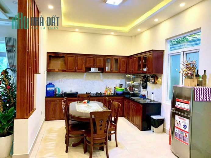 NHÀ TÂN BÌNH, HXH, 4 TẦNG, 4M2 x 18M, NỞ HẬU, CHỈ 6.15 TỶ.