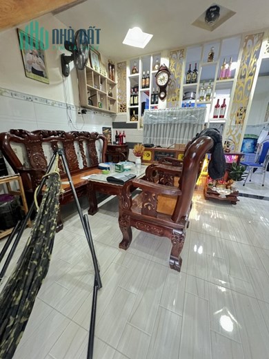 Bán Nhà Mặt Tiền Nguyễn Trung Trực Quận Bình Thạnh. DT: 215m2. LH: 0932155399.