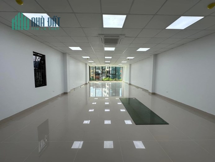 SIÊU PHẨM TOÀ NHÀ VĂN PHÒNG MẶT PHỐ NGUYỄN VĂN CỪ 130M x 8 TẦNG
