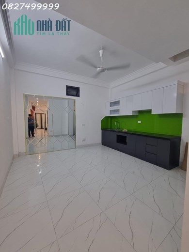 Không có căn thứ hai ! Nhà đẹp Hào Nam,gần phố, ở ngay,52m*4T giá 5.05 tỷ