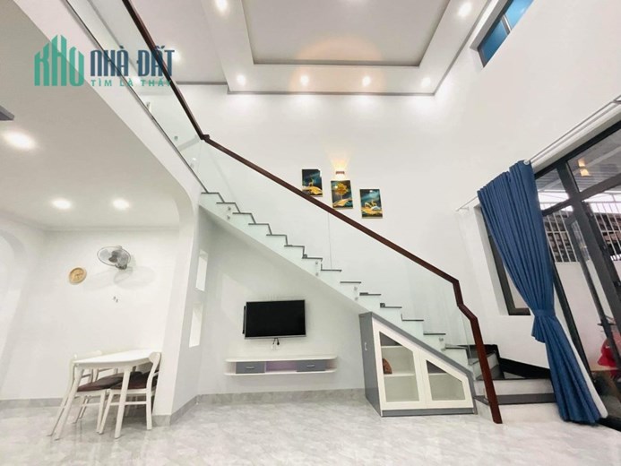 🍀🍀 BÁn nhà mê lửng mới đẹp hẻm 181 Quang trung