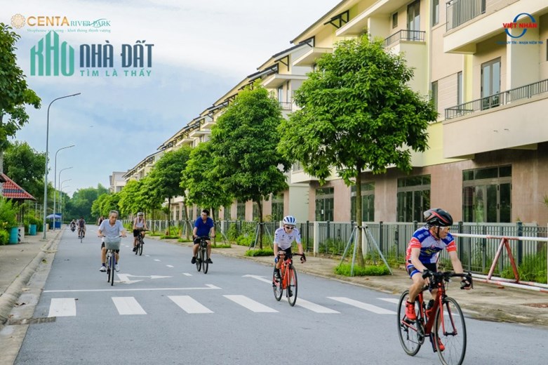 Bán nhà phố ven sông sen tự nhiên trong kđt Centa Vsip tp Từ Sơn
