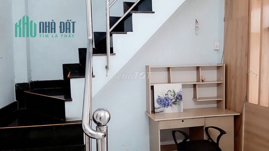 Cần cho thuê nhà 1 lầu, hẻm xe hơi 691 Trần Xuân Soạn