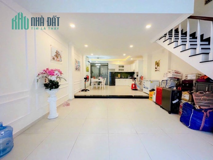 Bán Nhà Mặt Tiền Đường Số Hoàng Quốc Việt Q7 nhà đẹp ở liền Giá 8,95 Tỷ