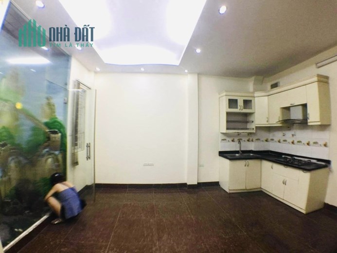 Bán nhà đặng Văn Ngữ, 35m, 4 tầng, 3.45 tỷ.