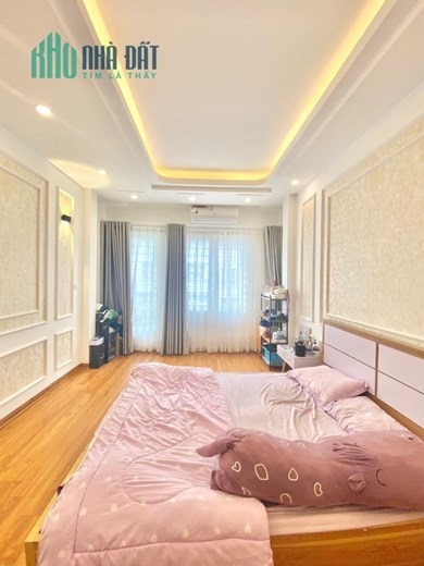 Siêu phẩm Kim Giang, 38m2, 5 tầng, đẹp, mới, giá 3,45 tỷ, sđcc, ở luôn