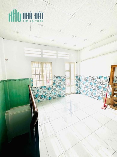 Cho thuê nhà 1 lầu hẻm 264 Lê Văn Lương, gần Sunrise City