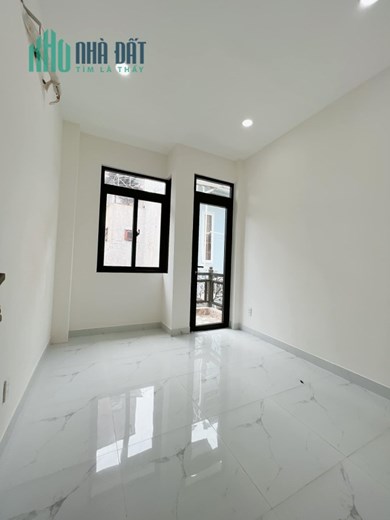 Nhà Nguyễn Khoái ĐẸP LUNG LINH cách HXH 25m, 21m2, 2T, SHR, 2.85 tỷ.