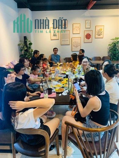 Do công việc không thể tiếp tục được nữa nên mình cần sang nhượng lại quán café địa chỉ: chung cư
