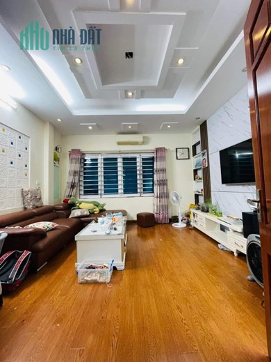Nhà Thái Thịnh(Đống Đa) 35m*4T MT5m 30m Ô Tô, Cực Sáng giá chỉ 3.9 tỷ Ở Luôn