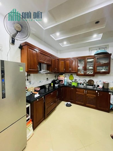 Nhà Thái Thịnh(Đống Đa) 35m*4T MT5m 30m Ô Tô, Cực Sáng giá chỉ 3.9 tỷ Ở Luôn