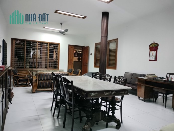 Chính Chủ Bán Gấp Biệt Thự Mặt Tiềnn Đường Hai Bà Trưng, P Tân Định, Quận 1 Chỉ 125 Tỷ