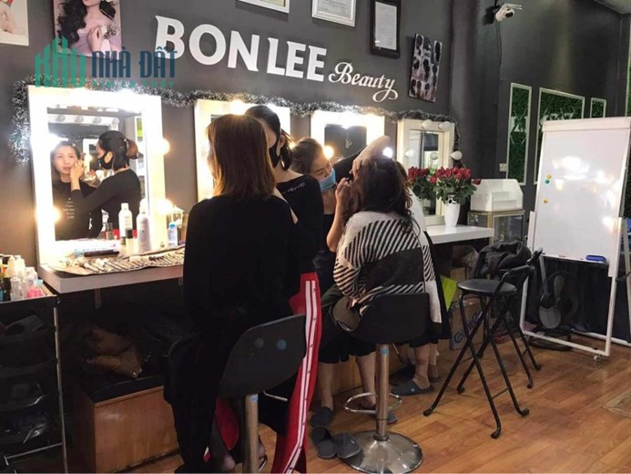 Cần sang nhượng lại cửa hàng tại Đống Đa Hà Nội Có sẵn đồ Nail-Mi-Tóc chỉ việc đến làm