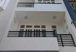 Cho thuê nhà 4 tầng MT Nguyễn Minh Hoàng (6 phòng ngủ)