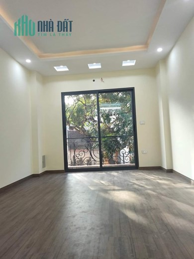 Bán Nhà Thụy Khuê Tây Hồ 7 Tầng Thang Máy Ô Tô Vào Nhà Giá 10,2 Tỷ.