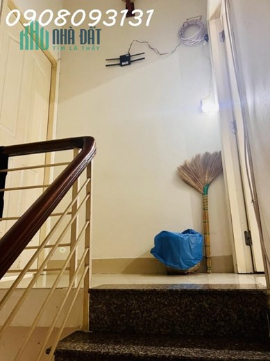 3131- Bán Nhà Phường 12 Quận 3 Lê Văn Sỹ 40m2 , 2 tầng BTCT , 2 PN giá Giảm còn  4.4 tỷ