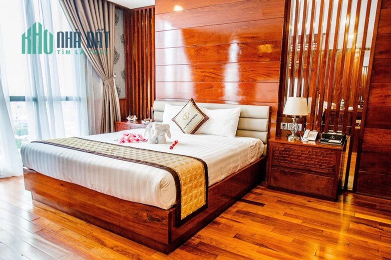 CHUYỂN NHƯỢNG KHÁCH SẠN 3* MẶT TIỀN TÔN THẤT ĐẠM- CÁCH BIỂN 40M- FULL NỘI THẤT GỖ TỰ NHIÊN CAO CẤP