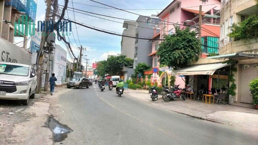 NHÀ BÁN SÁT MẶT TIỀN ĐƯỜNG - NGANG GẦN 5M - 3 TẦNG - ĐƯỜNG NGUYÊN HỒNG.GÒ VẤP.