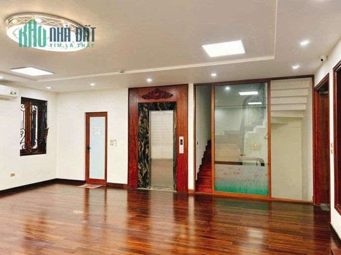 Bán LK ngõ 603 Lạc Long Quân, Q. Tây Hồ. Diện tích 139m² x 6 tầng mt 10m ô tô trong nhà 31,5 tỷ