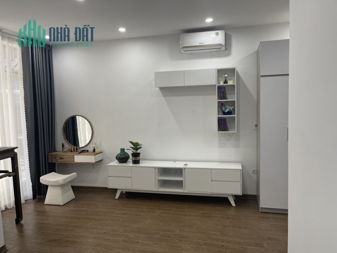 Bán gấp Nhà  phố Khâm Thiên lô góc full nội thất 40m 4 Tg MT 4m hơn 4 tỷ LHCC.