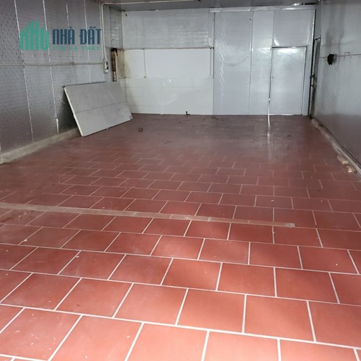 - Chính Chủ Cần Cho Thuê Gấp kho xưởng tại mặt đường bờ sông