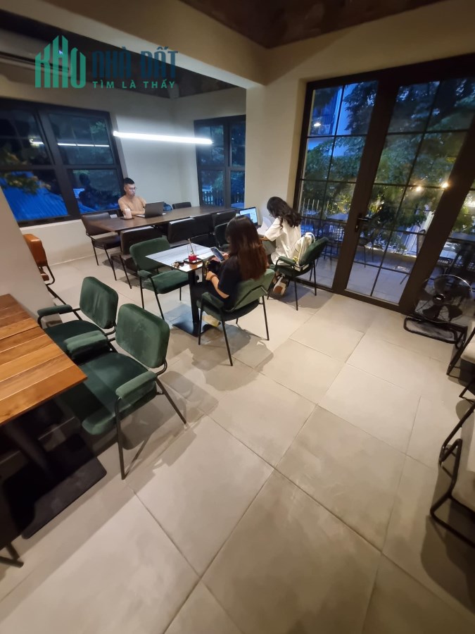 Bán nhà Võng Thị 190m², 3 tầng, MT 14.5m, giá chào 69 tỷ Tây Hồ