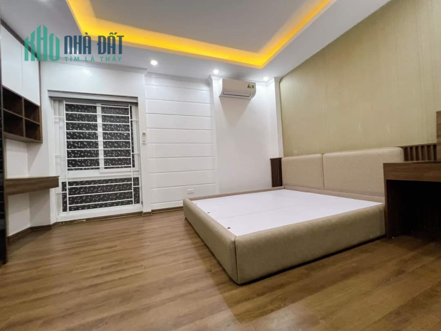 Bán nhà Đại Từ 40m2 - giá 3,53 - ngõ rộng -nhiều tiện ích - full nội thất