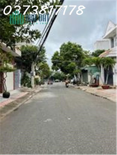 BÁN LÔ ĐẤT NGANG 9.5M TẶNG 2 CĂN NHÀ, KHU NỘI BỘ, PHƯỜNG THẮNG NHẤT