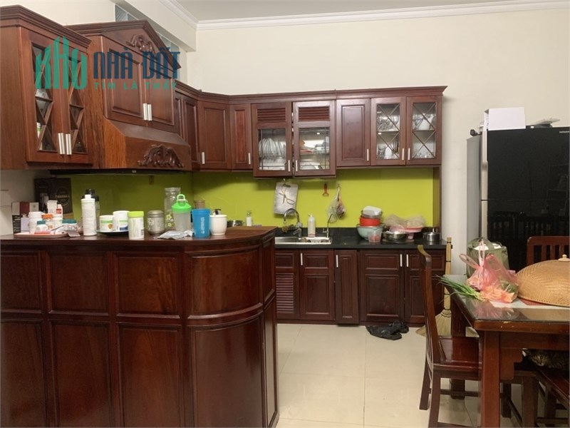 Bán nhà mặt phố Nguyễn Công Hoan. Lô góc kinh doanh DTSD 45m2, MT 6m