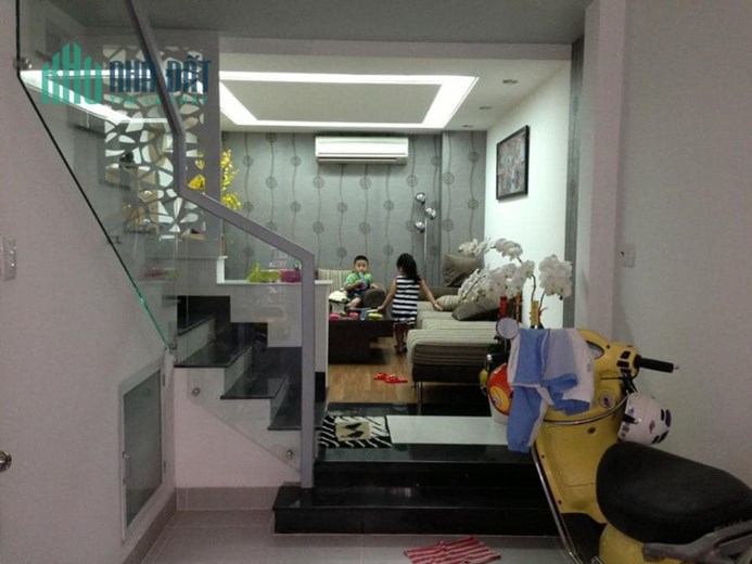NHÀ HXH HUỲNH VĂN BÁNH, P.13, PHÚ NHUẬN, 45M2, 13 TỶ (CÓ TL).