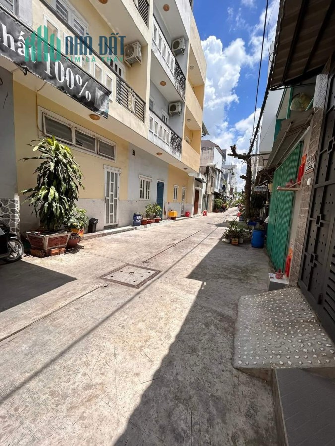 Bán nhà 4.3x11m, Gần ngã tư Gò Mây, 2 tầng, hẻm 5m. Giá nhỉnh 3 tỷ.