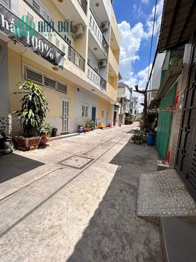 Bán nhà 4.3x11m, Gần ngã tư Gò Mây, 2 tầng, hẻm 5m. Giá nhỉnh 3 tỷ.
