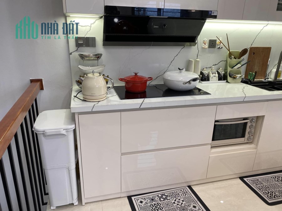 BÁN NHÀ THÁI THỊNH, 85m2x 4T, MT5.5m, Ô TÔ ĐỖ CỔNG, LÔ GÓC, KINH DOANH, CHỈ NHỈNH 5 TỶ
