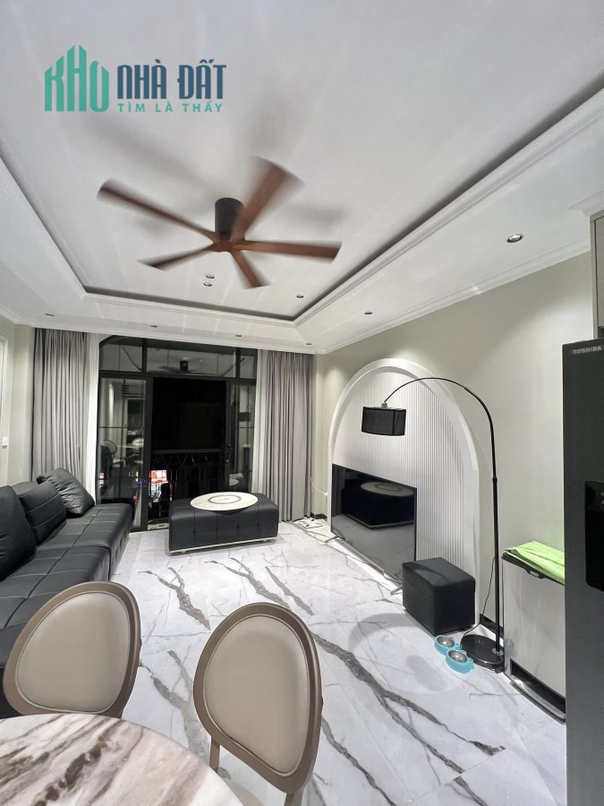 Lý Nam Đế 44m², 7 tầng, MT 4.5, giá 15.8 tỷ Hoàn Kiếm. Mua liên hệ: O94lO7l689