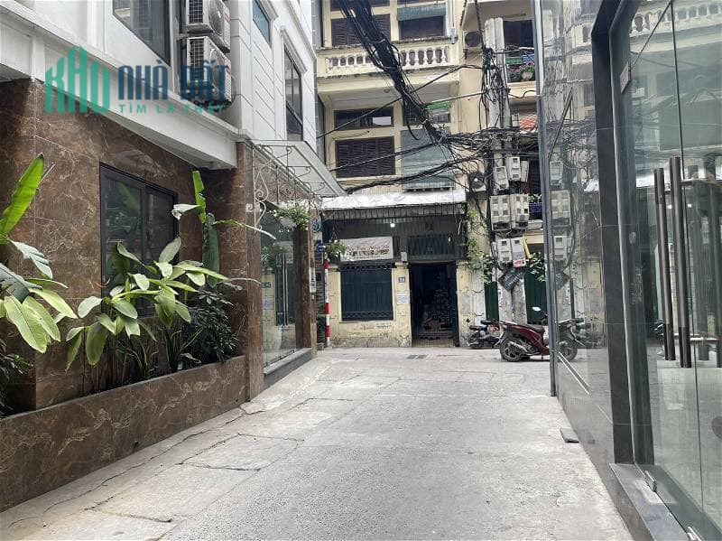 Đào Tấn 56.5m², 5 tầng, MT 10m, giá 16 tỷ Ba Đình. Mua liên hệ: O94lO7l689
