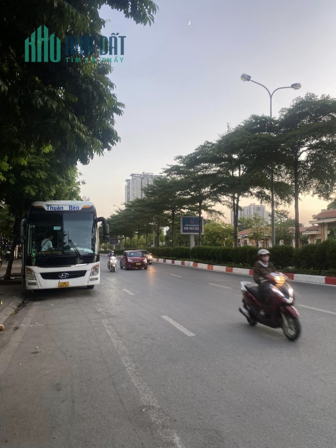Trần Vỹ 56m², 3 tầng, MT 7m, giá 16.5 tỷ Cầu Giấy. Mua liên hệ: O94lO7l689