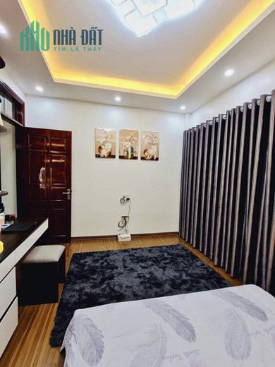 BÁN NHÀ ĐẶNG VĂN NGỮ, ĐỐNG ĐA, Ô TÔ ĐỖ, 45M2 4T MT3.7M, GIÁ 5.25 TỶ