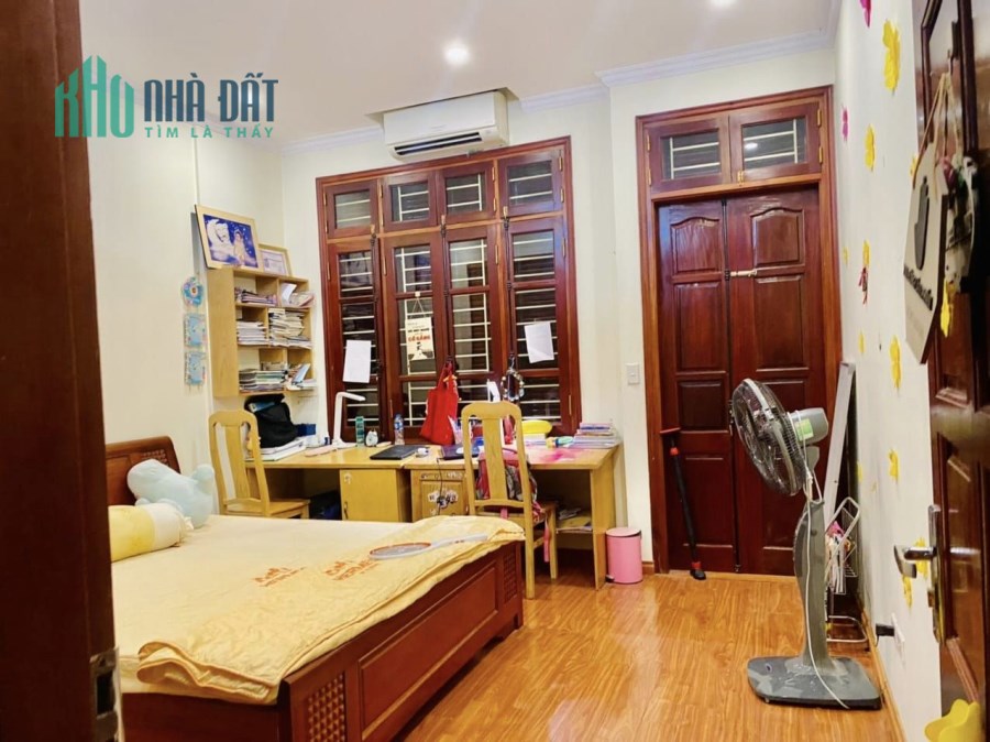 BÁN NHÀ LÁNG HẠ, ĐỐNG ĐA, LÔ GÓC, GẦN PHỐ, 60M2 4 TẦNG, GIÁ 5.4 TỶ