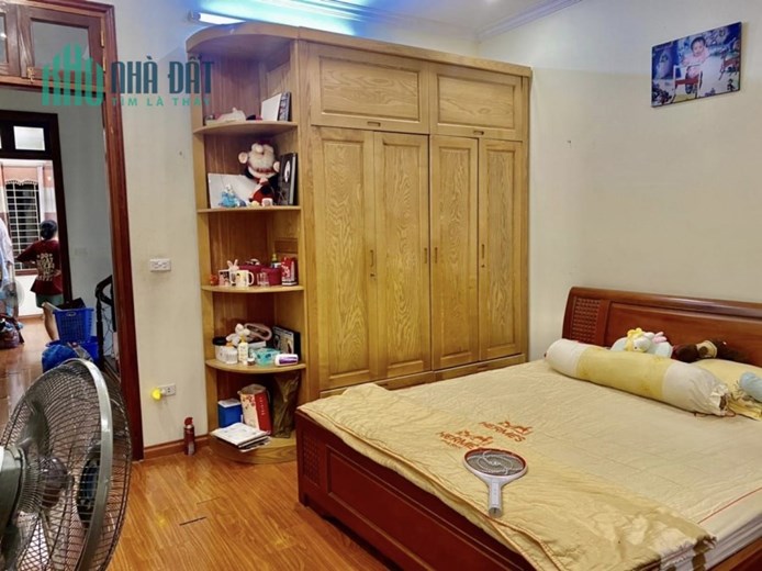 BÁN NHÀ LÁNG HẠ, ĐỐNG ĐA, LÔ GÓC, GẦN PHỐ, 60M2 4 TẦNG, GIÁ 5.4 TỶ