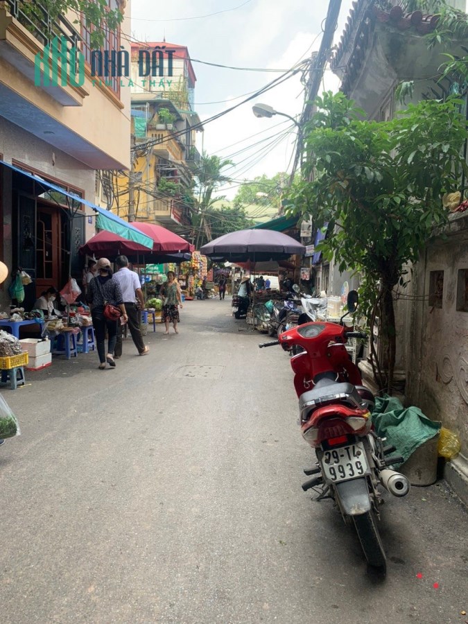 NHÀ ĐẸP HOÀNG QUỐC VIỆT – TRUNG TÂM CẦU GIẤY – NGÕ THÔNG THOÁNG – 3 BƯỚC RA BÃI Ô TÔ