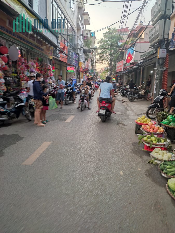 Mặt phố Kẻ Vẽ 106m², 3 tầng, MT 4m, giá 17 tỷ Bắc Từ Liêm. Mua liên hệ: O94lO7l689