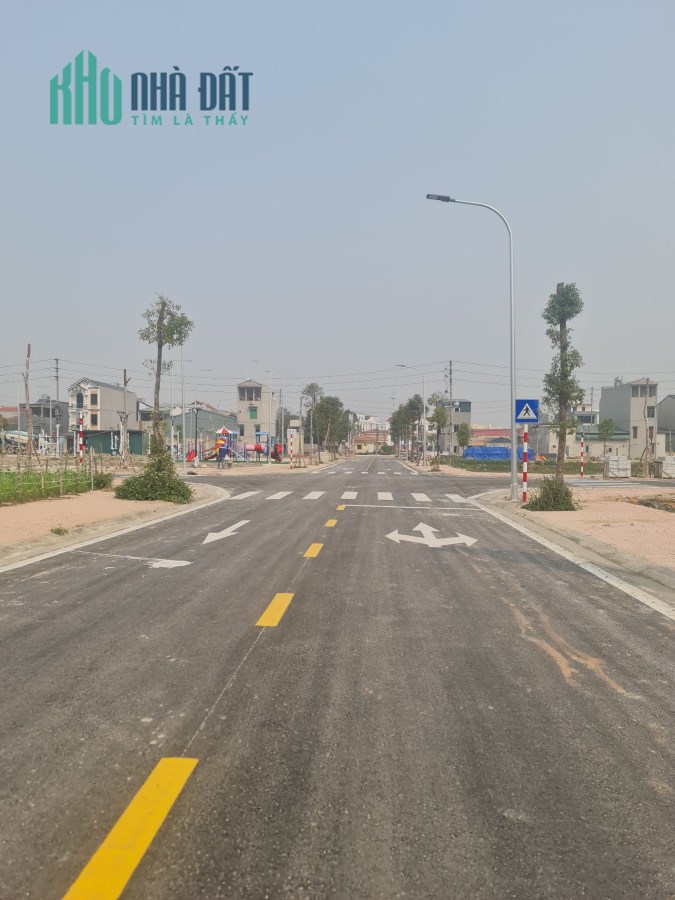 Bán đất phân lô Thanh Trù , Vĩnh Yên . 100m2 - Giá bán 2 ,6 tỷ