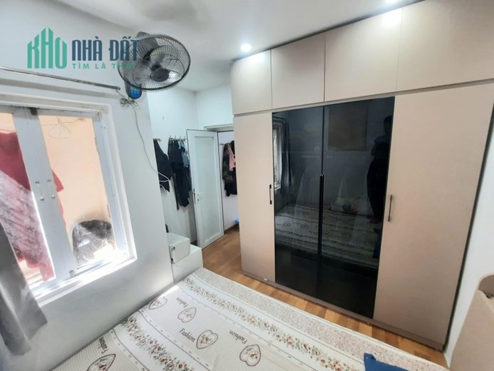 TT Dược Phẩm 1- Quan Thổ 1- T2- Ô tô đỗ cửa- Sổ to- 2 Pn nhà đẹp full nội thất chỉ 2.45 tỷ